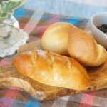 料理写真_焼きたてのパン