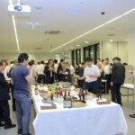 立食パーティーの様子